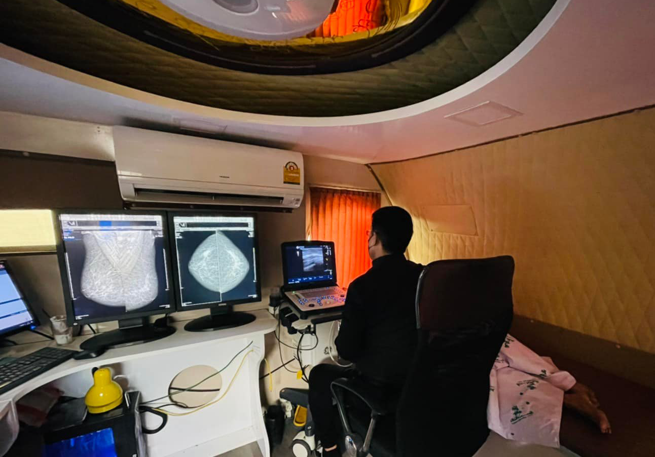 Screening Room on Bus Mammogram 2